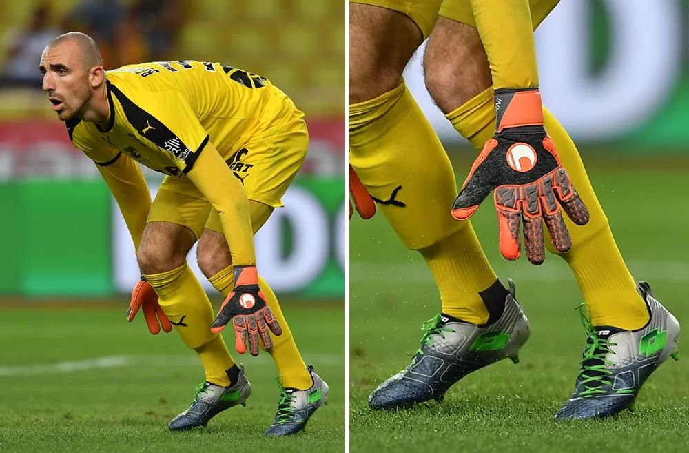 面传达了一 面传达了一